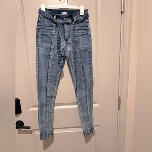 Straight leg Jeans